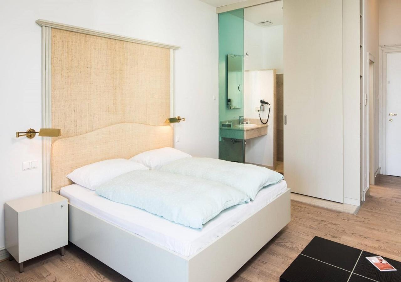 Seehotel Hubertushof Velden am Woerthersee Ngoại thất bức ảnh